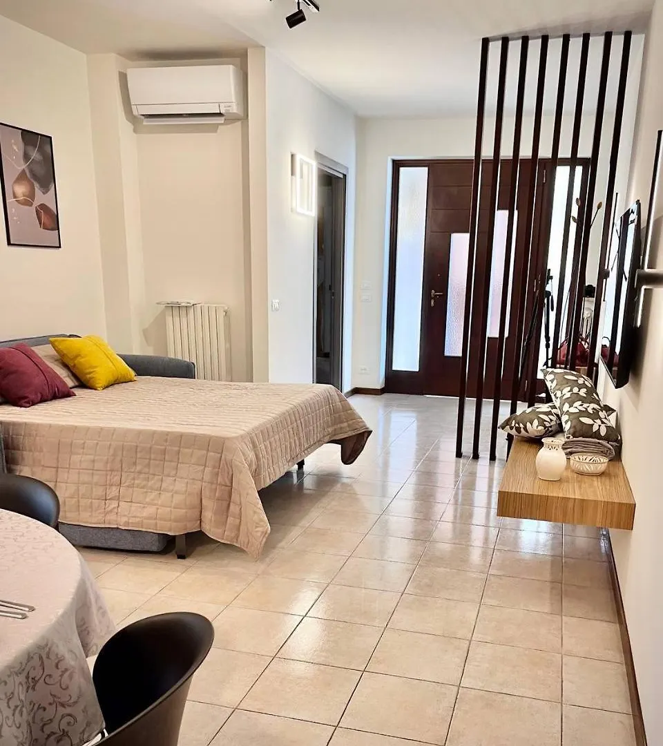 La Corte Apartment-Verona & Lake Bussolengo